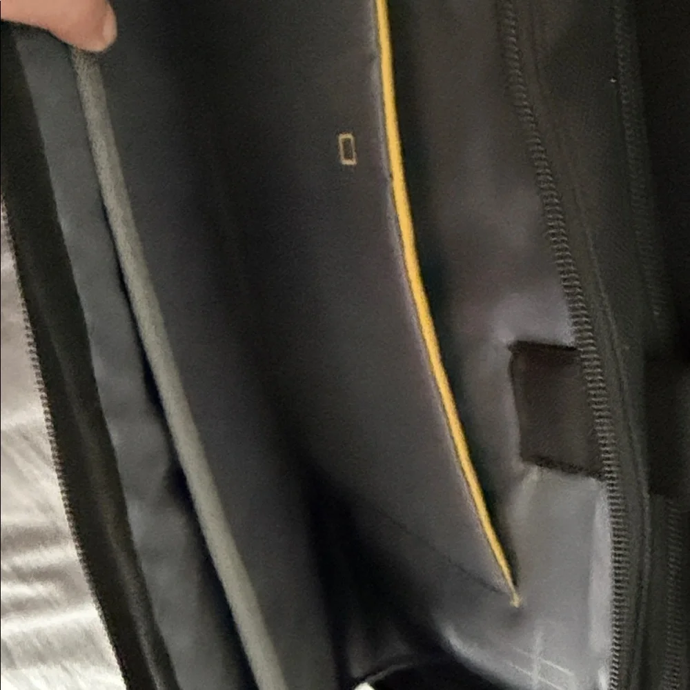 New Targus Revolution Charcoal Gray Laptop Bag for Men
